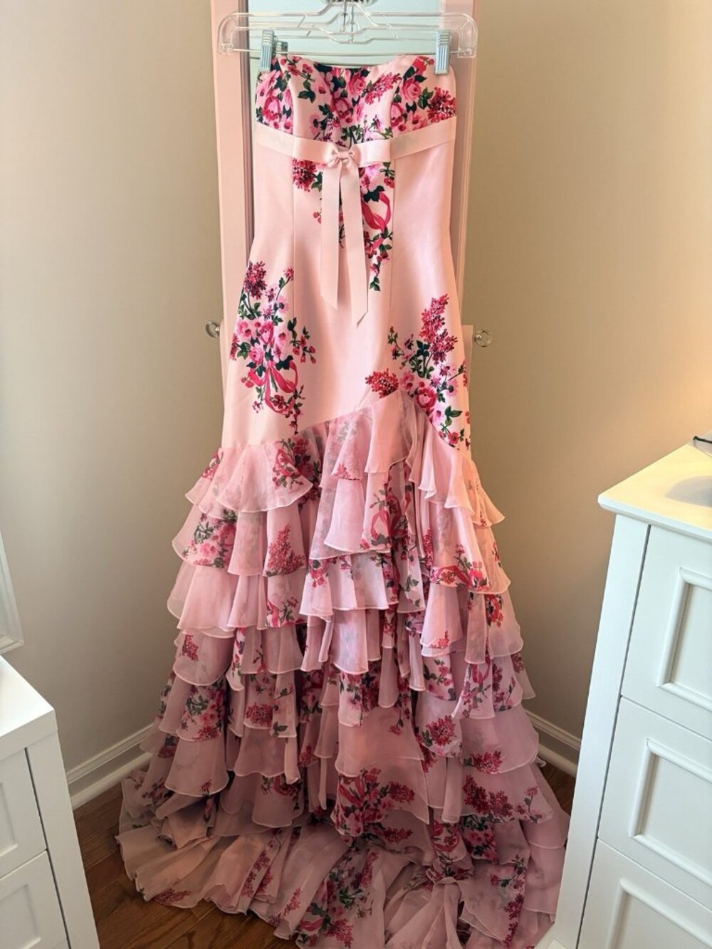 sherri hill prom dress size 0 Pink Floral Ruffle